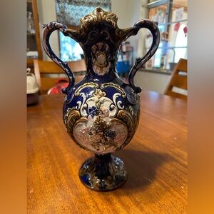 ANTIQUE COBALT BLUE MAJOLICA VASE